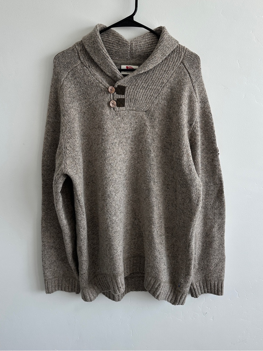 FJALLRAVEN MEN’S LADA SWEATER IN FOG GREY / CREAM SIZE XXL